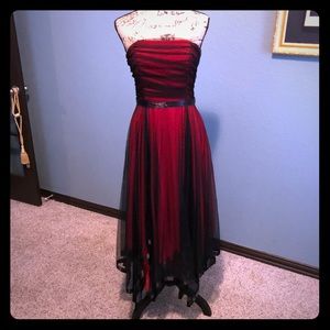 Quintessential Party Dress size 6